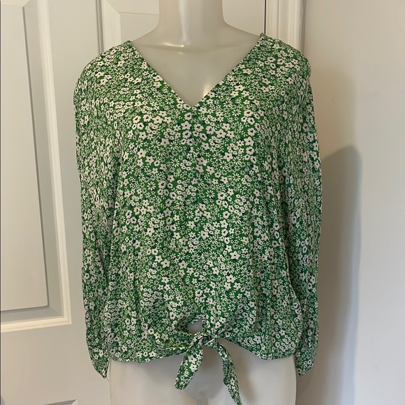 beach lunch lounge Blouse in Vibrant green Floral Print blouse size Small - Picture 2 of 11